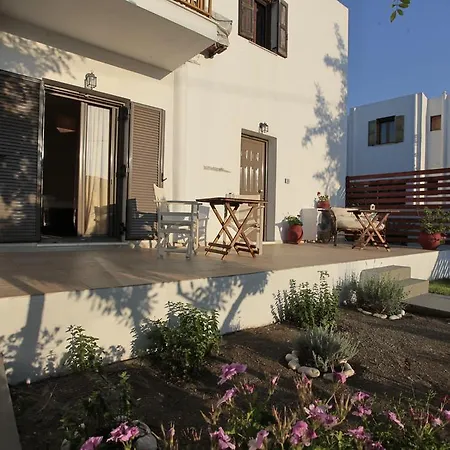 Asterias Apartment *